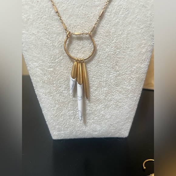 Stella & Dot Elegant Gold and Silver Pendant Necklace Set & Earrings - Picture 10 of 11